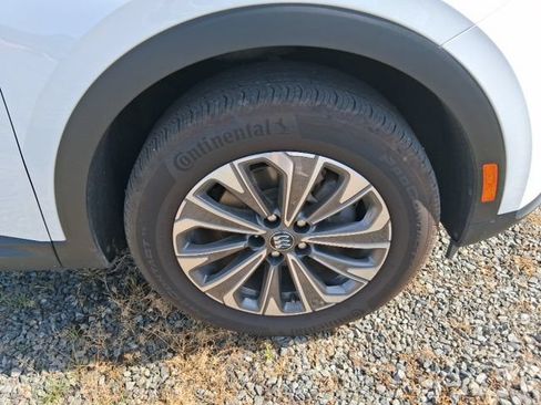Used 2024 Buick Envision Preferred AWD/4WD image 8