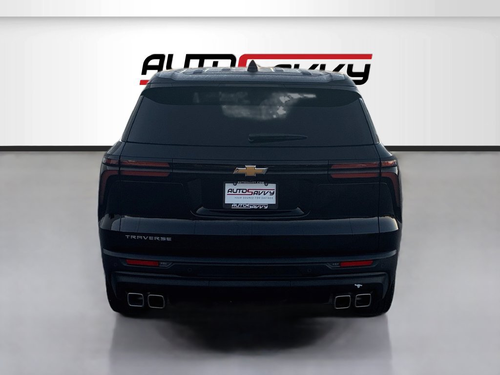 Used 2024 Chevrolet Traverse LS FWD image 6