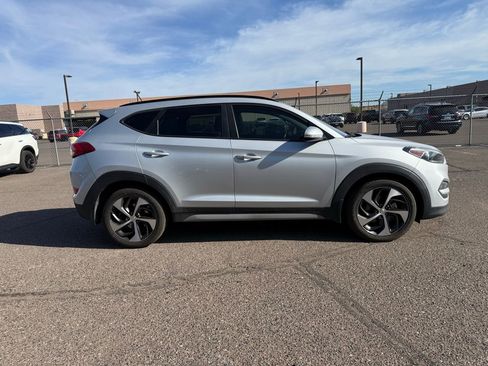 Used 2017 Hyundai Tucson Value w/ Cargo Package image 4