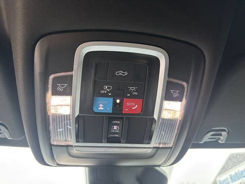 Used 2025 RAM 1500 Laramie w/ Night Edition AWD/4WD image 20