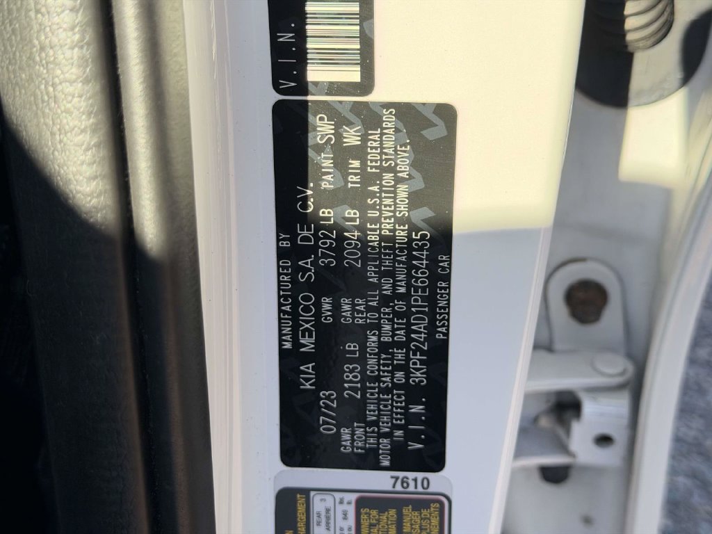 Used 2023 Kia Forte LXS w/ LXS Technology Package FWD image 17