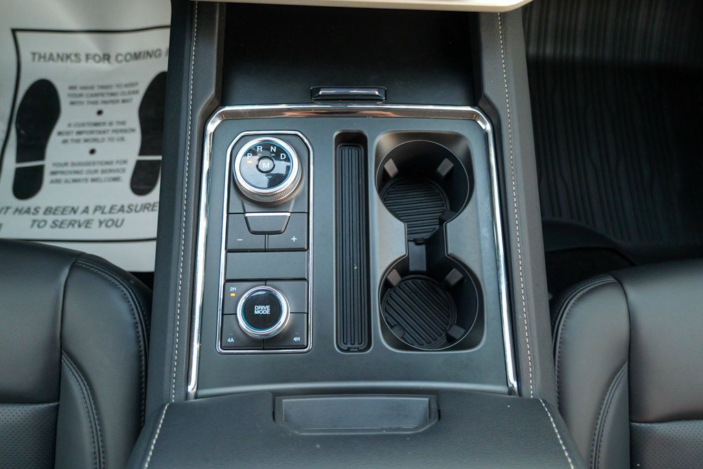 Used 2023 Ford Expedition XLT AWD/4WD image 50