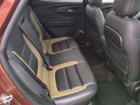 Used 2021 Chevrolet TrailBlazer ACTIV w/ Sun and Liftgate Package image 21