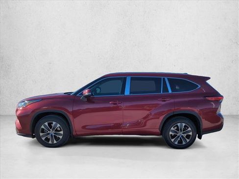 Used 2020 Toyota Highlander XLE image 8
