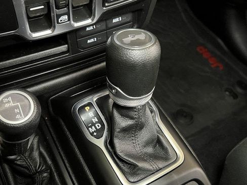 Used 2021 Jeep Wrangler Unlimited Sport image 46