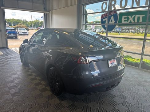 Used 2023 Tesla Model Y Performance AWD/4WD image 4