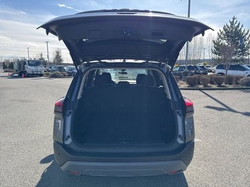 Used 2023 Nissan Rogue S image 14