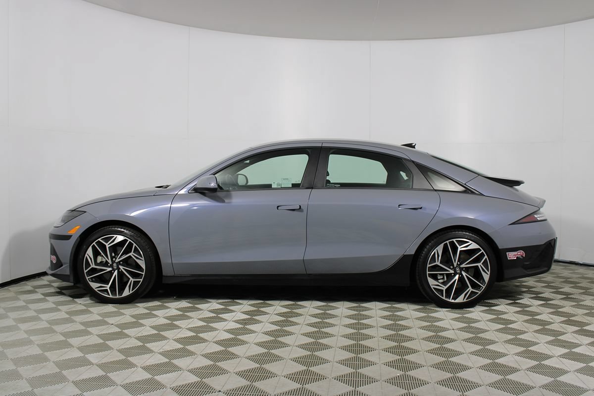 Used 2024 Hyundai Ioniq 6 SEL RWD image 37