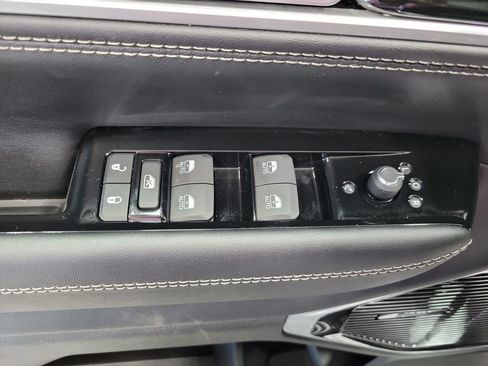 New 2026 Jeep Grand Wagoneer Limited AWD/4WD image 19