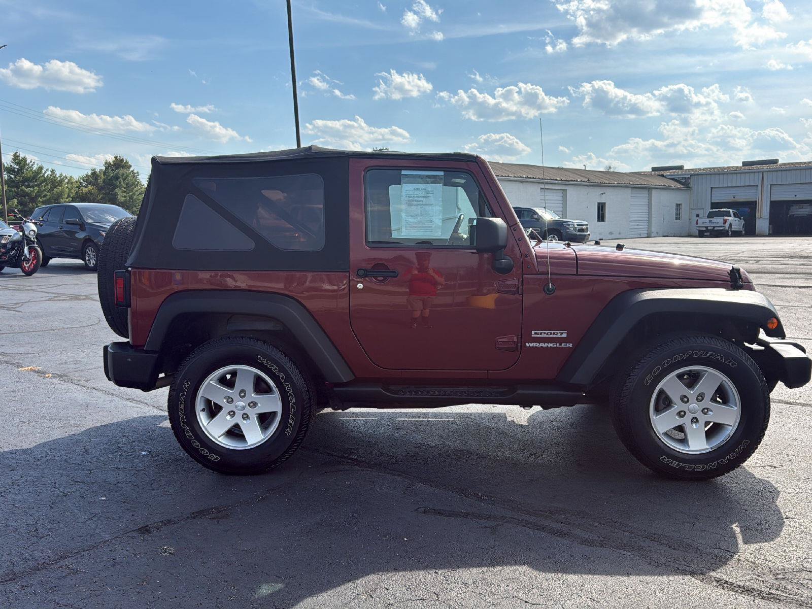 Used 2010 Jeep Wrangler Sport AWD/4WD image 6