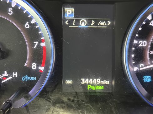 Used 2019 Toyota Highlander Limited Platinum w/ Protection Package #3 image 12