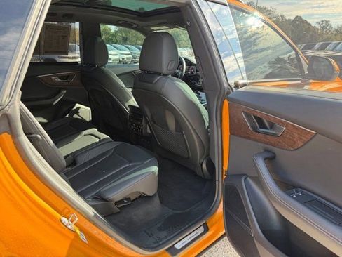 Used 2023 Audi Q8 Premium Plus w/ Premium Plus Package image 31