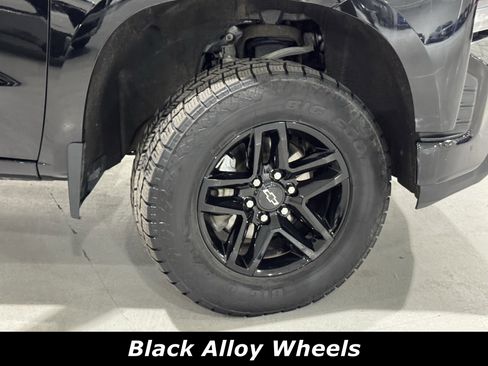 Used 2021 Chevrolet Silverado 1500 LT Trail Boss image 14