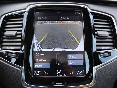 Used 2016 Volvo XC90 T8 Momentum w/ Vision Package image 15