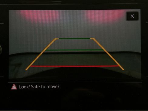 Used 2023 Volkswagen Atlas SE image 15