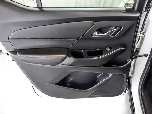 Certified 2023 Chevrolet Traverse RS AWD/4WD image 33