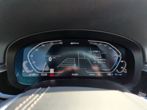 Certified 2023 BMW 530e w/ Premium Package image 16