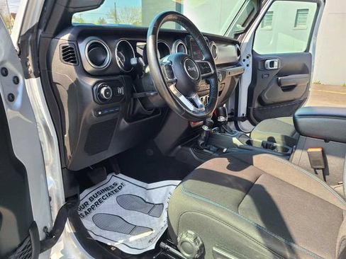 Used 2023 Jeep Wrangler Unlimited Rubicon 4xe w/ Steel Bumper Group AWD/4WD image 14