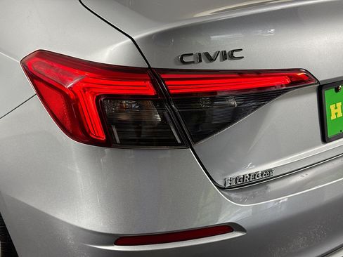 Used 2022 Honda Civic Sport image 36