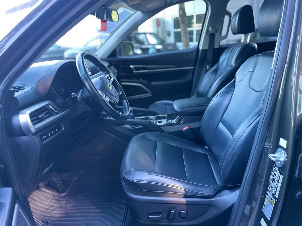 Used 2020 Kia Telluride S w/ S 8 Passenger Seating Package AWD/4WD image 10