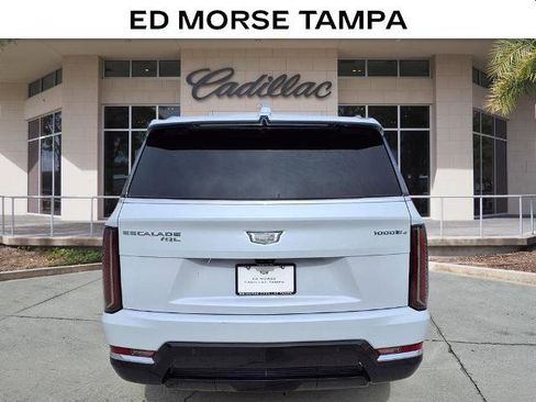 New 2026 Cadillac Escalade IQL Luxury image 4