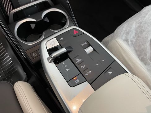 New 2026 BMW X1 xDrive28i w/ Technology Package image 14