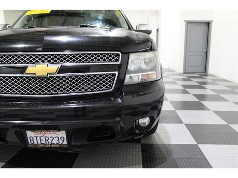 Used 2013 Chevrolet Tahoe LTZ image 8