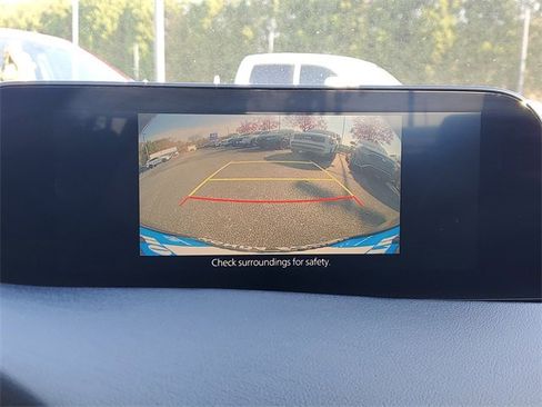 Used 2024 MAZDA MAZDA3 s image 23