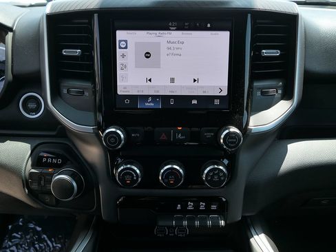 New 2026 RAM 1500 Express AWD/4WD image 18