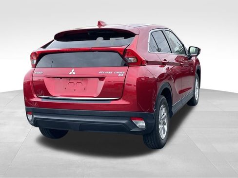 Used 2019 Mitsubishi Eclipse Cross ES FWD image 4