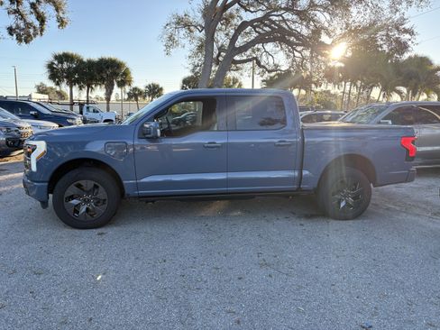 Used 2023 Ford F150 Lightning Lariat w/ Equipment Group 511A High image 4