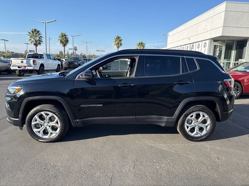 Certified 2025 Jeep Compass Latitude w/ Convenience Group image 4
