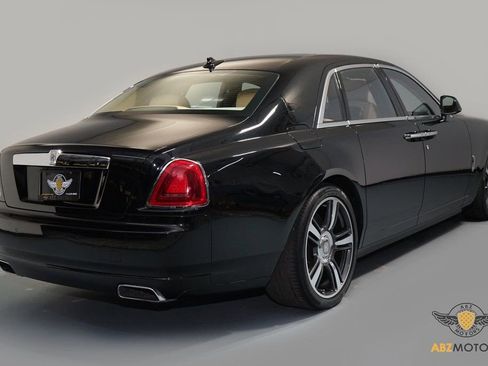 Used 2013 Rolls-Royce Ghost image 6