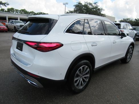 Used 2023 Mercedes-Benz GLC 300 image 7