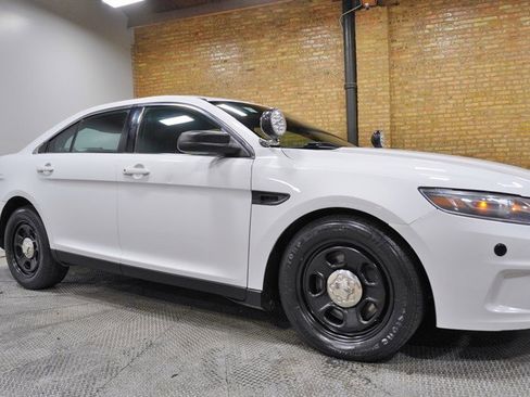 Used 2014 Ford Taurus Police AWD image 8