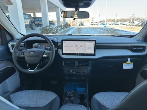 New 2026 Ford Maverick XLT image 13