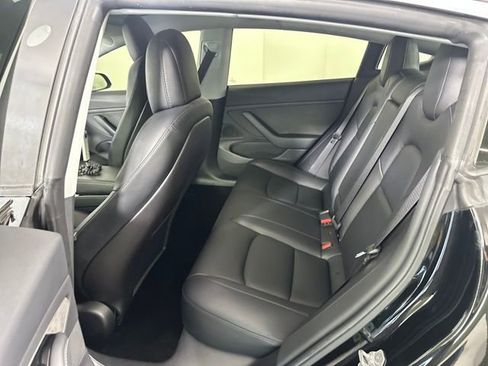 Used 2019 Tesla Model 3 Performance image 24