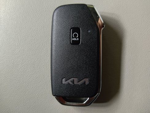 Used 2023 Kia Sorento S w/ Panoramic Sunroof Package FWD image 32