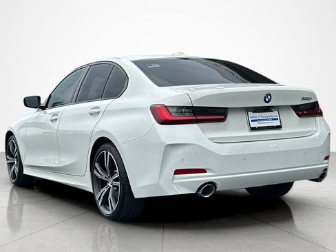 Used 2023 BMW 330i Sedan w/ Driving Assistance Package RWD image 3
