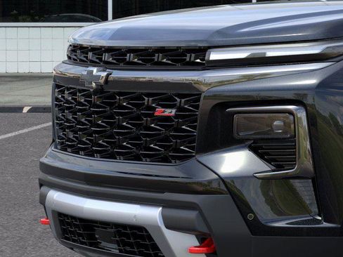 New 2026 Chevrolet Traverse Z71 w/ Enhanced Driving Package image 13