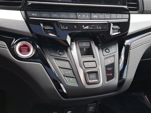 New 2026 Honda Odyssey Touring image 30