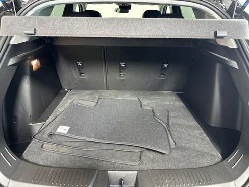 Used 2025 Chevrolet Trax LT w/ Driver Confidence Package image 26