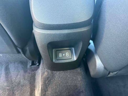 Used 2024 Hyundai Elantra SE image 10