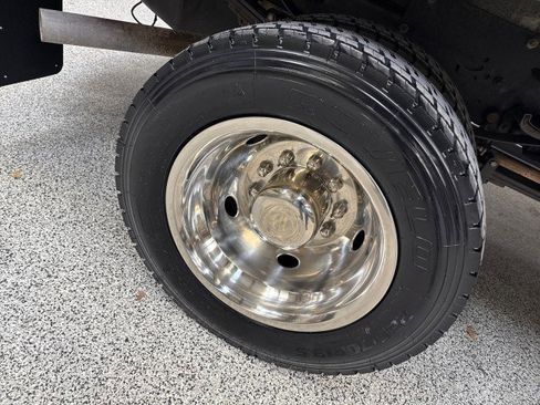 Used 2022 Ford F550 4x4 Crew Cab Super Duty w/ Power Equipment Group image 72