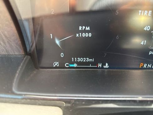 Used 2020 Lincoln Navigator Reserve w/ Equipment Group 208A Reserve image 8