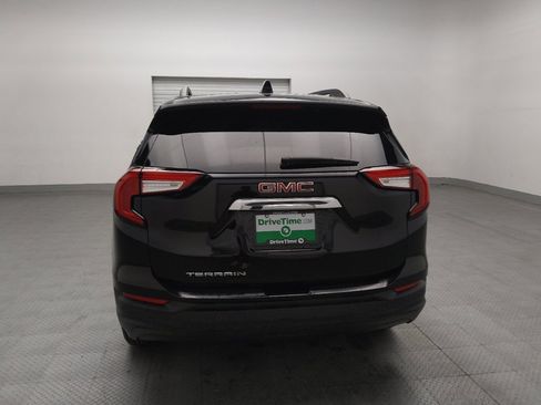 Used 2024 GMC Terrain SLE w/ Driver Convenience Package FWD image 6