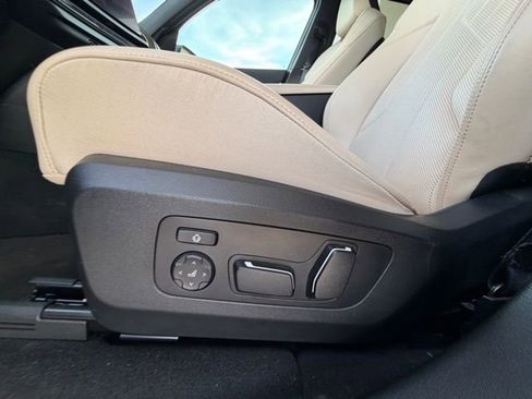 Used 2025 BMW X3 xDrive30i w/ Premium Package image 20