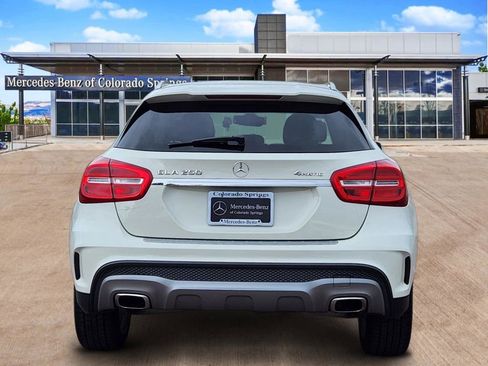 Used 2015 Mercedes-Benz GLA 250 4MATIC image 6