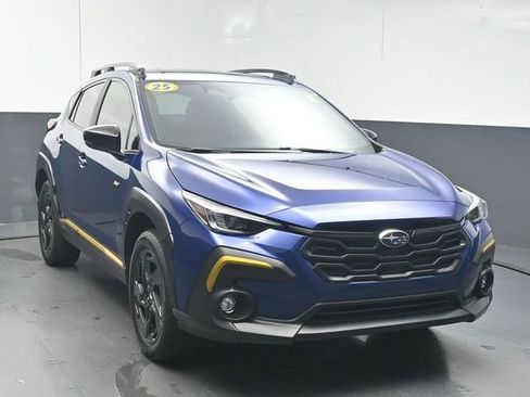 Used 2025 Subaru Crosstrek 2.5i Sport w/ Popular Package #4A AWD/4WD image 2