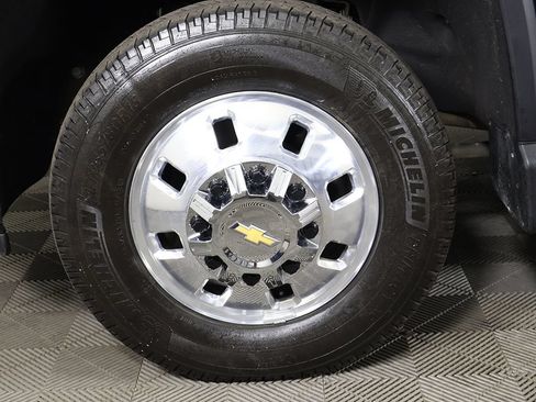 Used 2025 Chevrolet Silverado 3500 LTZ w/ LTZ Convenience Package AWD/4WD image 25
